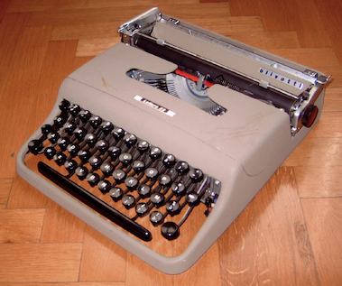 Olivetti_Lettera.jpg