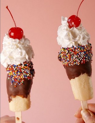 banana split pops.jpg